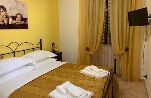 Otranto Villa | Villa 'Villino Perla' with Private Terrace, Wi-Fi and Air Conditioning