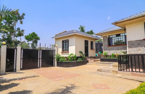 Kisumu Cama Y Desayuno | Villa Winga Deluxe Hotel
