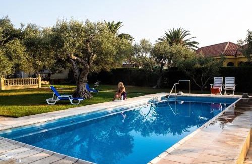 Vinaros Casa | Villa with great pool dog friendly