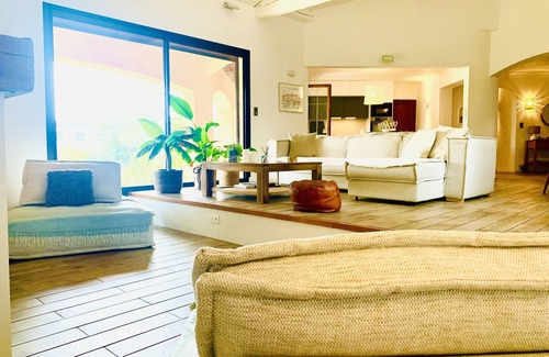 Peissonnel Villa | Villa with pool north of the Gulf of Saint-Tropez