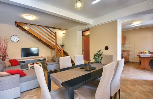 Hreljici Casa | Villa con piscina privada, parque infantil, WiFi, aire acondicionado