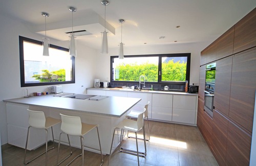 Plouescat Villa | Villa Pool and Beach Brittany, piscina cubierta climatizada 4x8m, a 50m de la playa