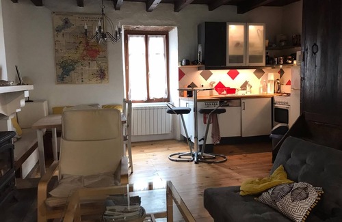 Saint-Beat Casa | Casa de Pueblo en Saint-Béat (central Pirineos)