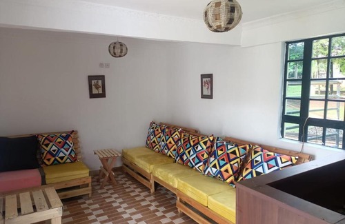 Kisumu County Hotel | Village Nest Guest Centre