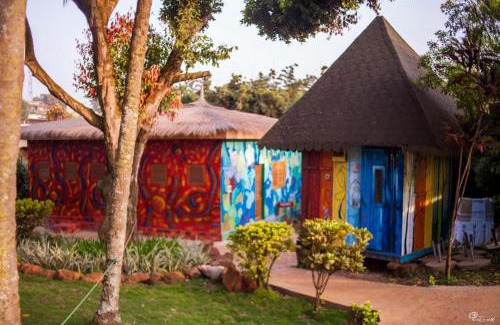 Yaounde Hotel | Village Noah