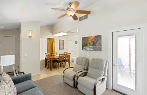St. George Complejo | Villas at Southgate