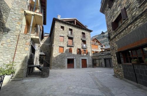 Benasque Apartamento | Villmor - B23 - Corazón del Casco