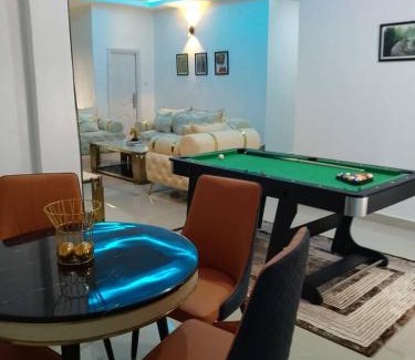 Benin City Apartamento | VIN-RUES Apartment and Suites