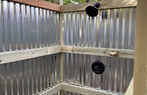 Berryville Casa | Escapada Rural en RV con Vistas a la Montaña y Río