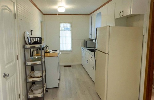 Holland Casa | Vintage Cottage on Lake Michigan