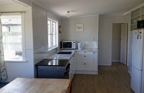 Opunake Casa | Vintage con toques modernos junto al mar.