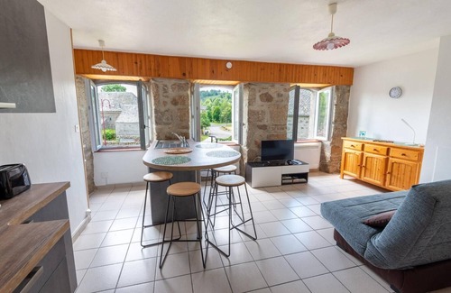 Grandvals Casa | Violette d'Aubrac - Old presbytery 3/5 people