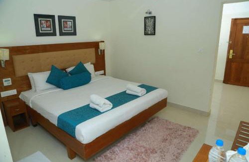 Kuppaayil Hotel | Vishnu Inn
