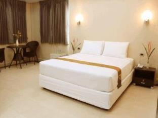 Ratchathewi Cabina | Visiting Card Hotel & Resort