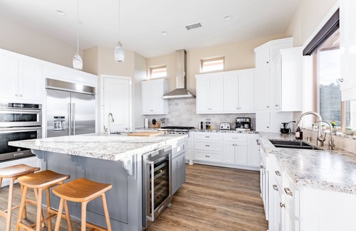 Ramona Casa | Vista Grande (4-Bedroom Home) with Pool by RedAwning