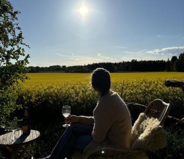 Lillykyrka Cabina | Vista Vibes Glamping -Chillbillystuga