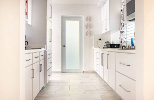 Salto Abajo Casa | Viví River Nest, Central, Gated Parking!