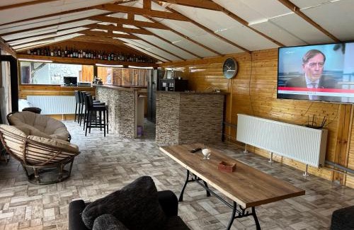 Vlastislav Casa | Vlastislav - Prázdninový dům