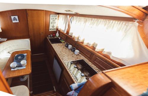 Baja Alquiler De Eote | Volenter Lux Apartment Duna Boat