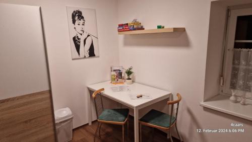 Ebersdorf Apartamento | Voll ausgestattet, Nähe Heiltherme Bad Waltersdorf