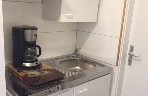 Hirschhorn Casa | W.1. Ruhiges Apartment mit Veranda am Schlossgarten