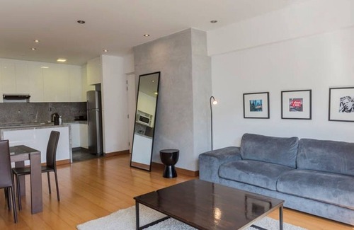 Barranco Apartamento | w Stylish 2BR at Malecon in Barranco