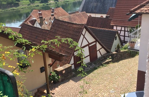 Hirschhorn Apartamento | W3. Neckarblick, nature, old town, former supply house of Hirschhorn Castle.