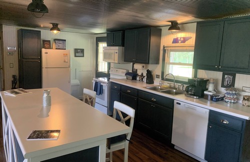 Pulaski Casa | Wagon Wheel Retreat, Pulaski, TN 3 Bedroom home in the Country. 20% off/weekly