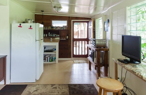 Waialua Apartamento | Waialua Studio Farm View Estancia mínima de 30 días.