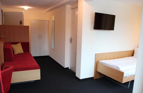 Gwatt Hotel | Waldhaus*** Hotel im Deltapark Vitalresort