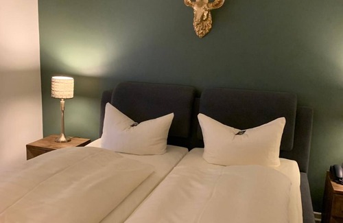 Bad Schwartau Hotel | Waldhotel Riesebusch