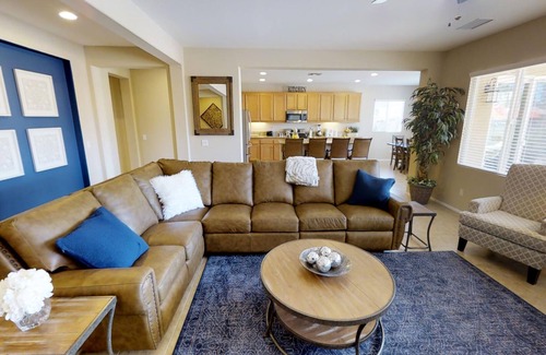 Indio Casa | A pie de Caochella, Hermosa casa en el campo de golf, piscina privada, capacidad para 10