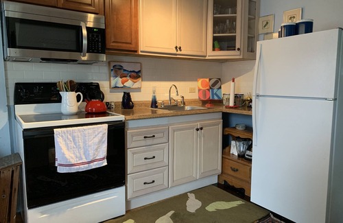 Damariscotta Apartamento | A pie de cafeterías / restaurantes y mucho más.