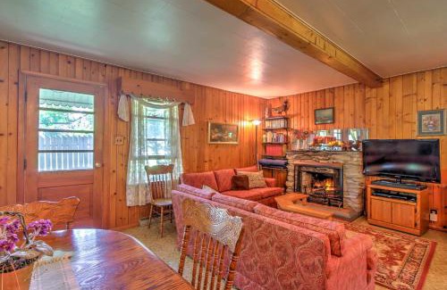 Bellevue Casa | Walk to River! Its A Wonderful Life Cottage