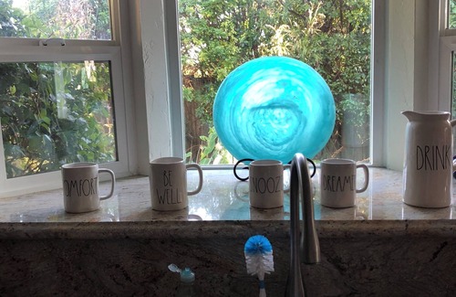 Aptos Casa | Walk to Sea Cliff State Beach and local restaurants in Aptos.