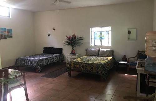 Santa Cruz Casa | Camina a la playa desde un oasis aislado