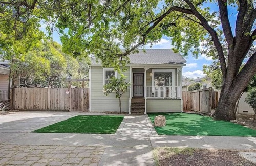 Concord Casa | Walk to Todos Santos | Historic Downtown Delight