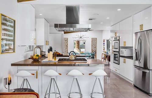 El Mirador Casa | Fiesta en el sol - ¡Camina a la ciudad! Super Swanky! Patio de la piscina privada!