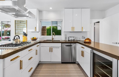 El Mirador Casa | Fiesta en el sol - ¡Camina a la ciudad! Super Swanky! Patio de la piscina privada!