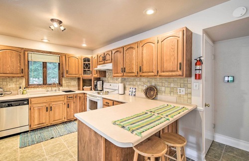 Elkhart Lake Casa | Walkable Lake Elkhart Apt: Dine, Shop, Swim!