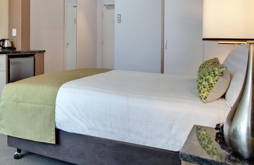 Walkerville Hotel | Walkers Arms Hotel