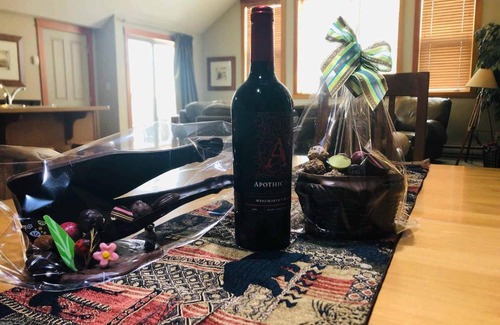 Canmore Apartamento | Wanna get away this Winter and next Summer and Fall at the Crossing