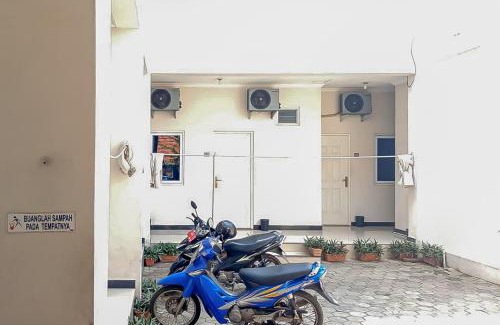 Tegal Hotel | Waringin Guest House Tegal Mitra RedDoorz