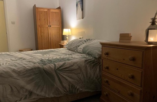 Burnham-on-Sea Casa | Warm and Cosy Double Bedroom