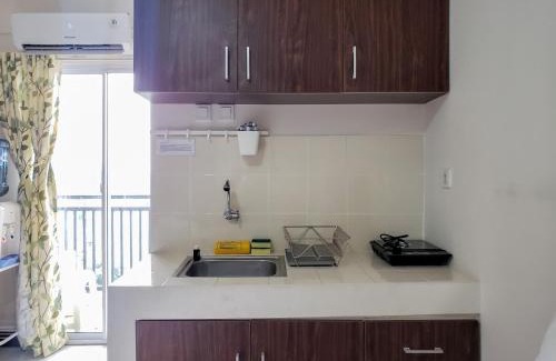 Depok Apartamento | Warm and Cozy Studio at Cinere Resort Apartment By Travelio