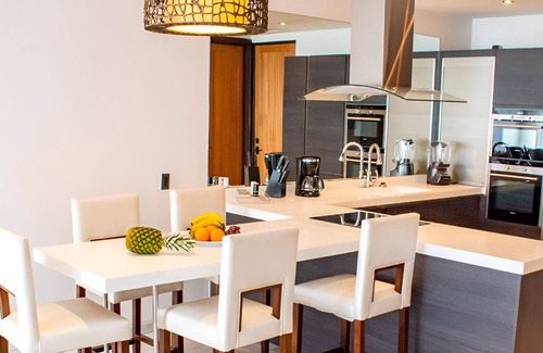 Fryes Beach Hotel | Warm Beachfront Escape with Private Beach Access Perfect for Family Getaways