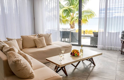 Fryes Beach Hotel | Warm Beachfront Escape with Private Beach Access Perfect for Family Getaways