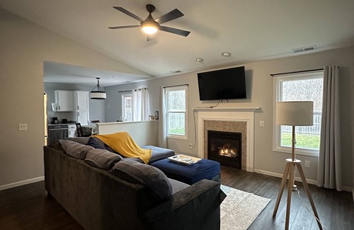 Fort Wayne Casa | Warm, Inviting, Family Home in Northern Fort Wayne