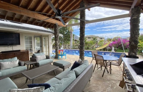 Portlock Casa | Water front oasis with pool and outdoor lounge/BBQ