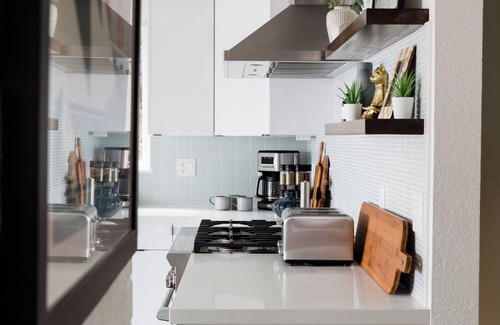 West Queen Anne Casa | Water & Mountain Views - Luxury City Retreat